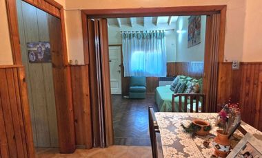 Casa Venta 4 Ambientes con Garaje (Oportunidad)