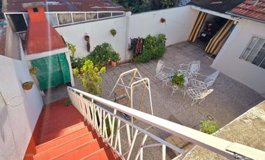 Casa Venta 4 Ambientes con Garaje (Oportunidad)