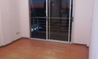 EXCELENTE DEPARTAMENTO DE 2 AMB TIGRE . SARMIENTO 565