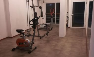 EXCELENTE DEPARTAMENTO DE 2 AMB TIGRE . SARMIENTO 565