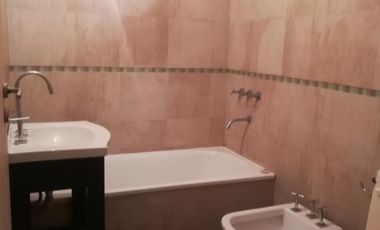 EXCELENTE DEPARTAMENTO DE 2 AMB TIGRE . SARMIENTO 565