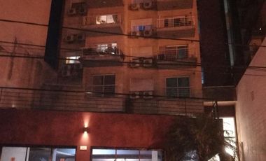 EXCELENTE DEPARTAMENTO DE 2 AMB TIGRE . SARMIENTO 565