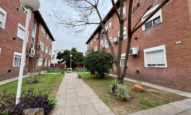 Venta departamento 4 ambientes con cochera en barrio cerrado El Palomar