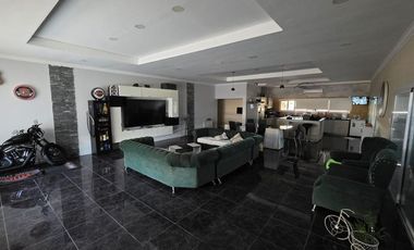 VENTA CASA LA MARTINA LUJAN SIN EXPENSA