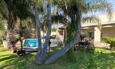 VENTA CASA LA MARTINA LUJAN SIN EXPENSA
