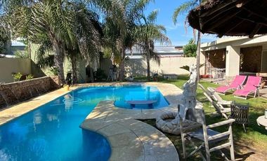 VENTA CASA LA MARTINA LUJAN SIN EXPENSA