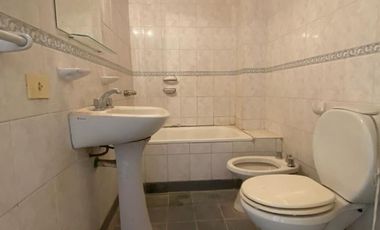 Venta Tablada Duplex al frente 3 ambientes con cochera y patio