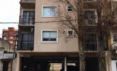 Departamento en Alquiler. 2 Ambientes. 9 de Julio 827 Morón, Buenos Aires.