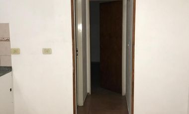 Departamento en Alquiler. 2 Ambientes. 9 de Julio 827 Morón, Buenos Aires.