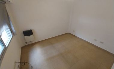 Departamento 2 Ambientes EN ALQUILER, Bartolomé Mitre 1400, Morón