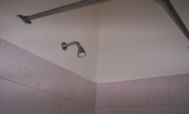 Alquiler dpto tipo casa Temperley $320.000 sin expensas. San Blas 800.Para 1 ó 2 personas