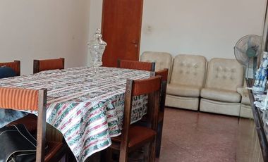 Venta PH 4 ambientes + cochera en Lanus Este OPORT