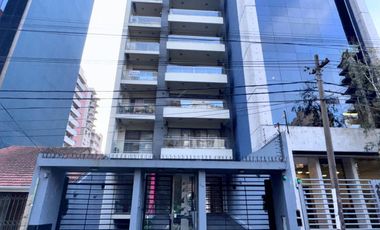 EXCELENTE DEPTO 4 AMB DOBLE COCHERA QUILMES CENTRO
