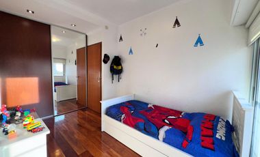 EXCELENTE DEPTO 4 AMB DOBLE COCHERA QUILMES CENTRO