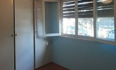 EXCELENTE CHALET COLONIAL DE 5 AMBIENTES