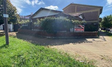 EXCELENTE CHALET COLONIAL DE 5 AMBIENTES