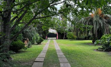 Casa Quinta en venta en excelente estado y ubicacion