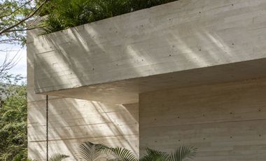 Casa de tres habitaciones en Country Club de Yucatán con vista al campo de golf
