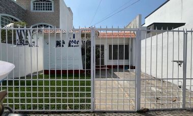 Casa de 1 piso en venta Fracc floresta