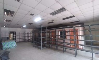 Oportunidad de Inversión: Local comercial a pasos del metro