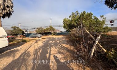 ¡Terreno ideal para Inversión! Con Excelente Ubicación Comercial  y Amplio Frente a Balmaceda