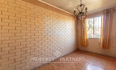 Oportunidad - Se vende casa muy cerca del metro Trinidad. Esquina Avenida Trinidad / Perú