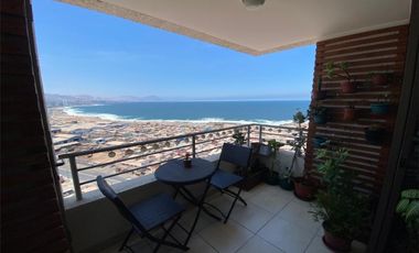 Hermoso departamento amoblado con vista al mar