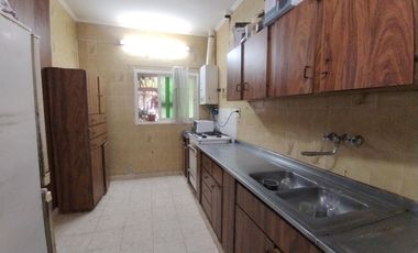 VENTA/PERMUTA - Casa 2 dormitorios - Villa Gobernador Gálvez.