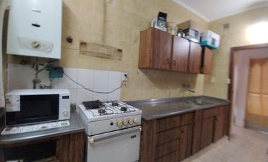 VENTA/PERMUTA - Casa 2 dormitorios - Villa Gobernador Gálvez.