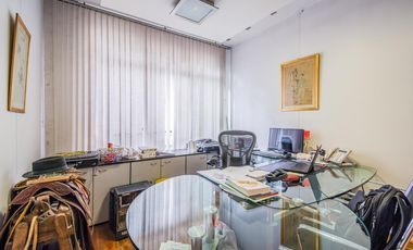 VENTA PISO DE OFICINAS Y 6 COCHERAS BARRIO SAN NICOLAS
