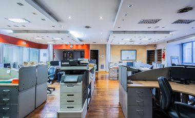 VENTA PISO DE OFICINAS Y 6 COCHERAS BARRIO SAN NICOLAS