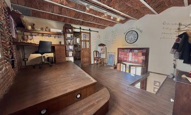 - Casa de estilo en Barrio Martin -