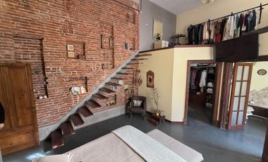 - Casa de estilo en Barrio Martin -