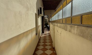 - Casa de estilo en Barrio Martin -