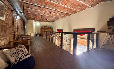 - Casa de estilo en Barrio Martin -