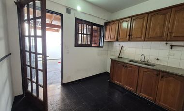 Venta PH 3 Ambientes en moron