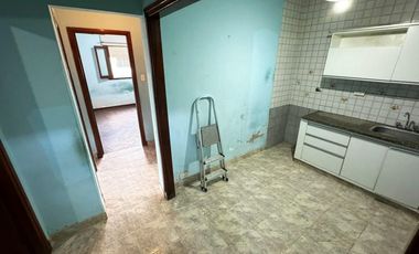 Venta de Casa en Remedios De Escalada 3 ambientes con Garaje