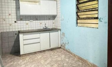 Venta de Casa en Remedios De Escalada 3 ambientes con Garaje