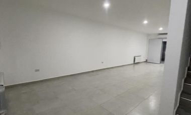 Casa en  Barrio Perticone