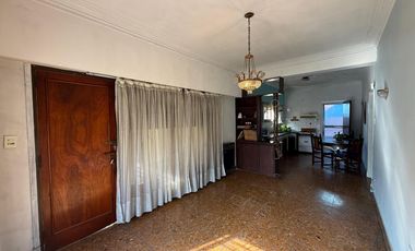 Casa Sarandi avellaneda tres ambientes jardin Venta apto credito
