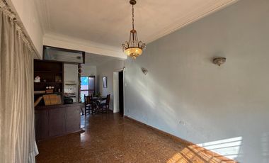 Casa Sarandi avellaneda tres ambientes jardin Venta apto credito