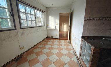 VENTA EN BLOCK en Villarino  1436 (REMEDIOS DE ESCALADA)