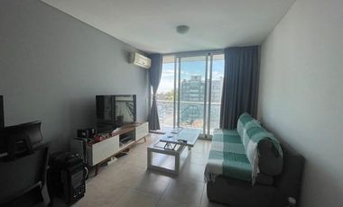Departamento 2 ambientes sobre Av. del Libertador, Olivos, Vicente López, G.B.A. Zona Norte