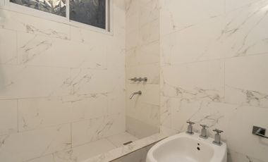 VENTA DEPARTAMENTO 3 AMB. CON COCHERA Y SEGURIDAD 24 HS