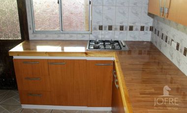 CASA 2 PISOS 3D 1B, EN SECTOR LOS ACACIOS, LOS ANDES