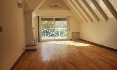 Excelente Casa en alquiler en el barrio Privado San Isidro Chico