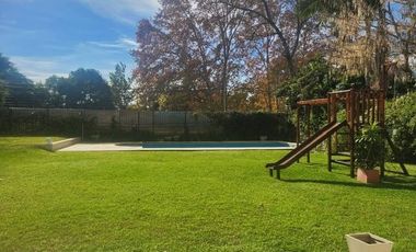 Excelente Casa en alquiler en el barrio Privado San Isidro Chico