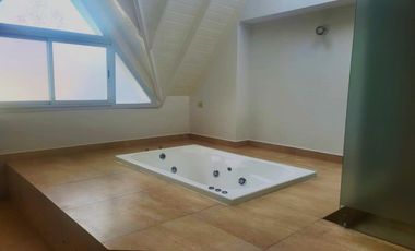 Excelente Casa en alquiler en el barrio Privado San Isidro Chico