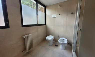 Excelente Casa en alquiler en el barrio Privado San Isidro Chico