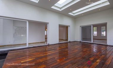 Casa de Lujo en Renta en Santa Anita Club de Golf zona Sur